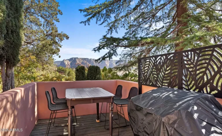 Rose Quartz Playhouse: A Proven Sedona STR — photo 9
