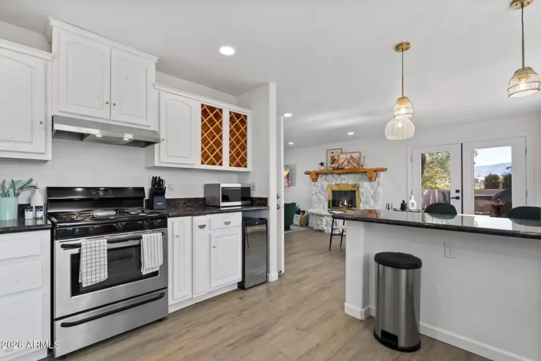 Rose Quartz Playhouse: A Proven Sedona STR — photo 14