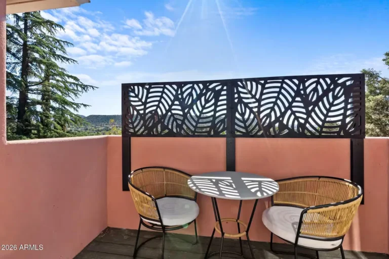 Rose Quartz Playhouse: A Proven Sedona STR — photo 16