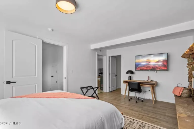 Rose Quartz Playhouse: A Proven Sedona STR — photo 22