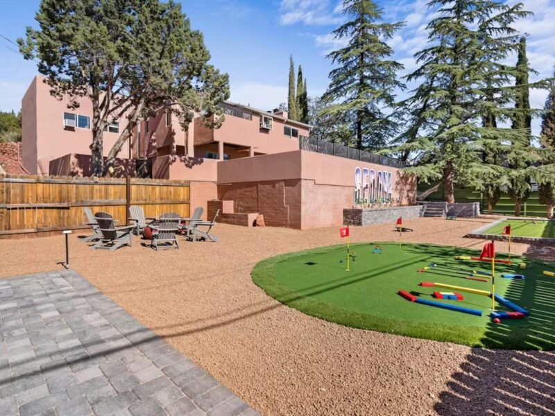 A Proven Sedona STR — Rose Quartz Playhouse